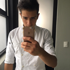 cesaraav