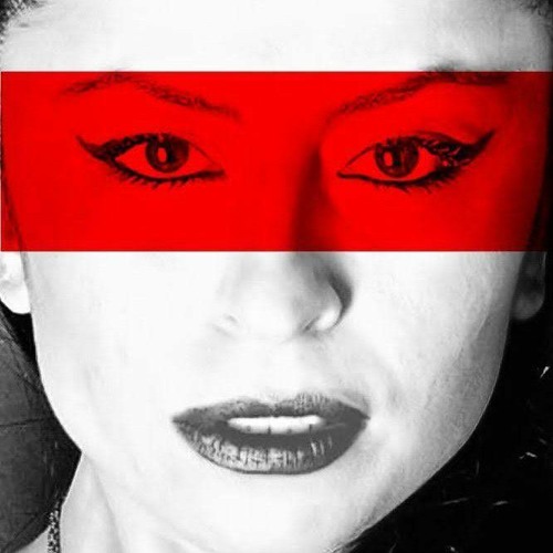 Asli Maj’s avatar