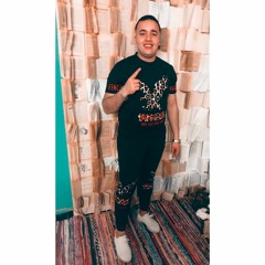 مهرجان عايش مابين غربان غناء بلاستكه وبسكوته توزيع المرنجى كلمات مودى.mp3