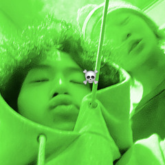 ✴︎yvngxena!✴︎