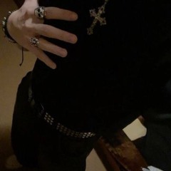 ♱