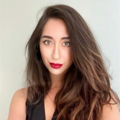 Özge Topçu