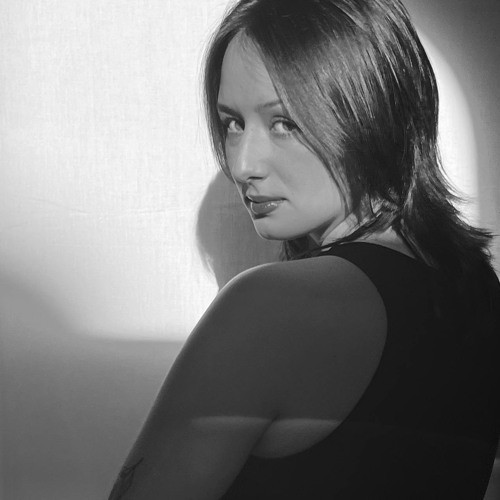Rosanna Randale’s avatar