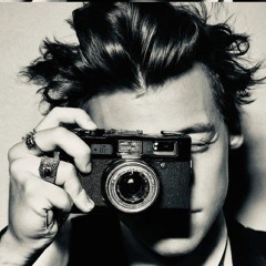 𝖲𝗈𝗉𝗁𝗂𝖾