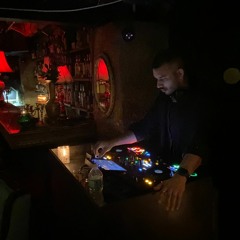 KΛSH KHΛN