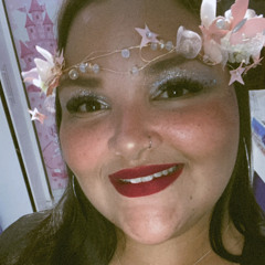 Thaís