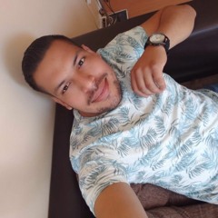 ALVARO REYES