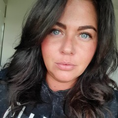 EmiliaB2710