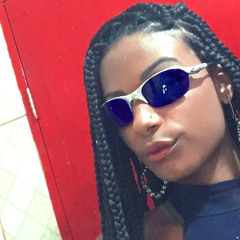 Perigosa 🏄🏾‍♀️