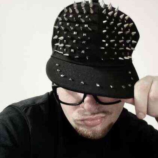 huzzy b