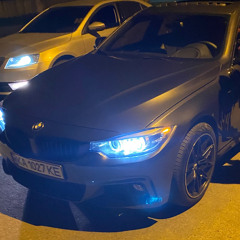 Серый-белый