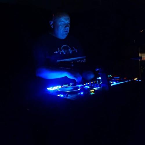 DJ B-RAD — artist photo