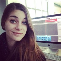 ElenaCarrasco-Doblaje