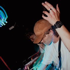 Blondecat | B4B