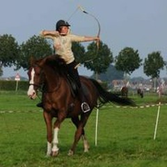 Intensive-Claire Hagen