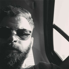 Guy_dri1