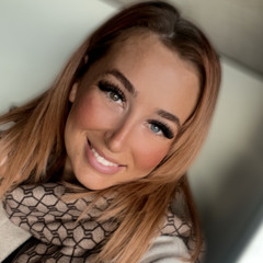 .CourtneyMullan