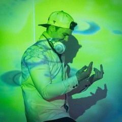 DJ YK