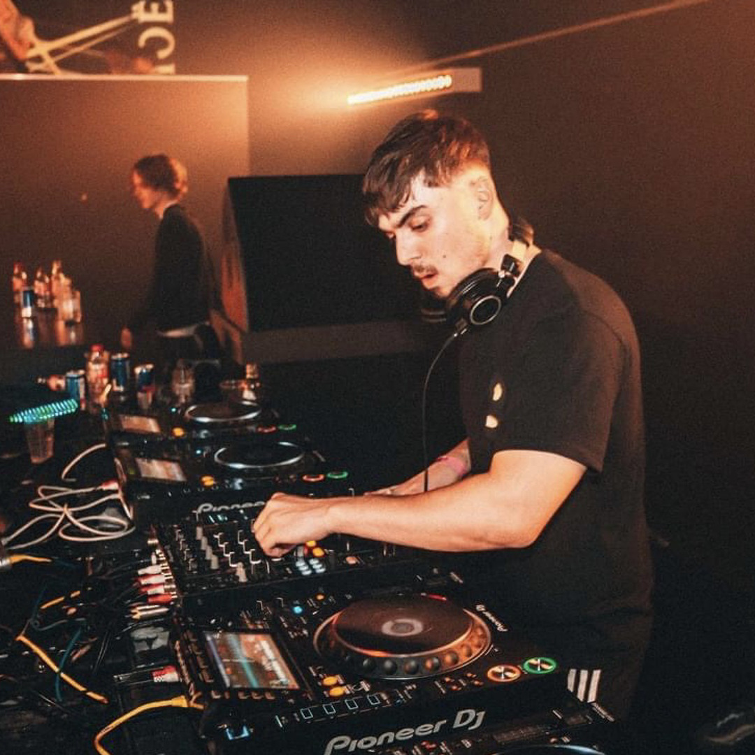 Stream BASEMENT JAXX - WHERE'S YOUR HEAD AT (PENGO X MASTER