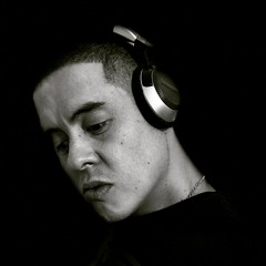 ernesto seiji (SIX82)