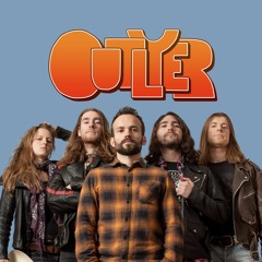 Outlyer