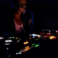 DJ ROLAND