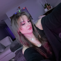 ✯ ℜ𝔬𝔰𝔞𝔩𝔢𝔦𝔤𝔥 ✯