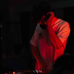 DJ UNKNOWN