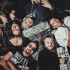 Llama Este Pez live set templo del sol.