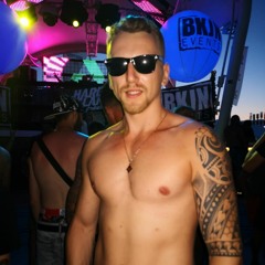 Niklas Van Johnny
