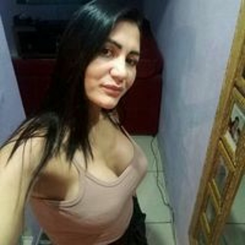 Monica Anjos’s avatar