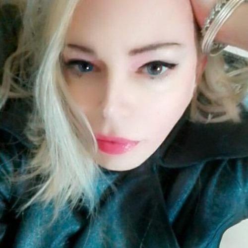Miss Nina’s avatar