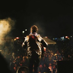 💛✊  ϻ𝔂 ѕ𝓱𝐎ώˢ- Ｌｅσ𝕟  🐝🐜.