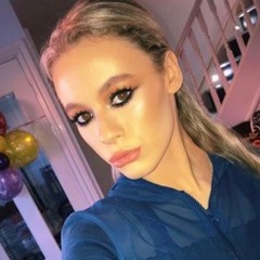 Mia shaw x