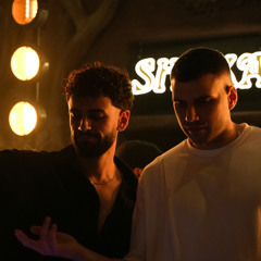 Akann & Numo