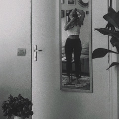 liya_bllls