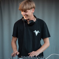 XLR