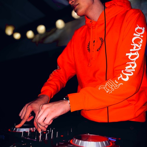 DJ Areya’s avatar