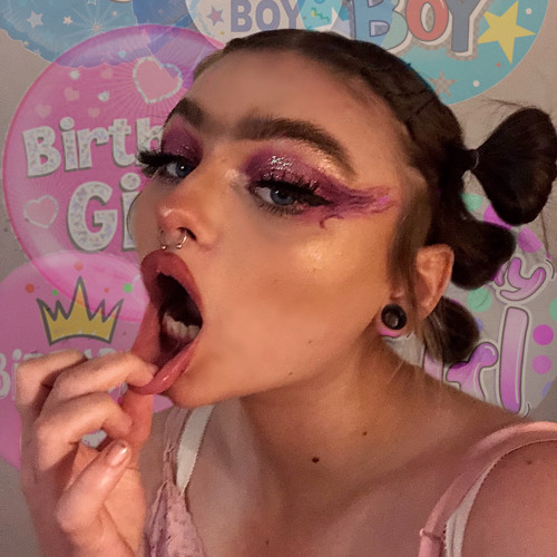 Grimes - Genesis - (Almost Studio Quality Acapella)