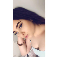 chloe louise