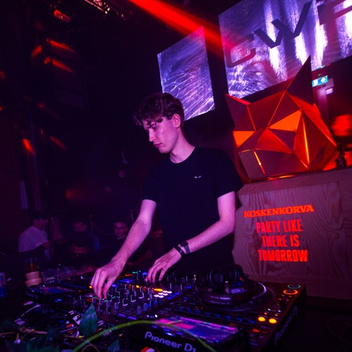 Cirez D - Glow (CWEC Edit) - [Free Download]