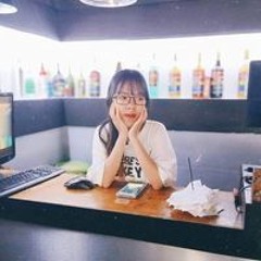 Phi Thị Hồng Yến