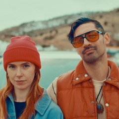 Wolfie & The Flower 🐺🥀