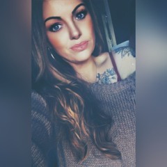 Stacey Holmes 🍒 💣