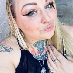 Emerald eyed Faye