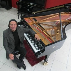 Daniel Arias (Pianoman)