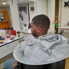 Pe Lobo Barber