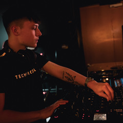 leonhughes_dj