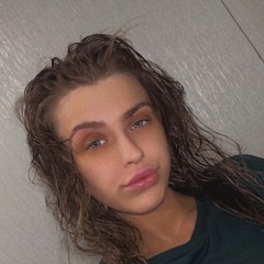 Caitlinxjohnston.