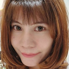 Pinky Novalia Luciana Santi